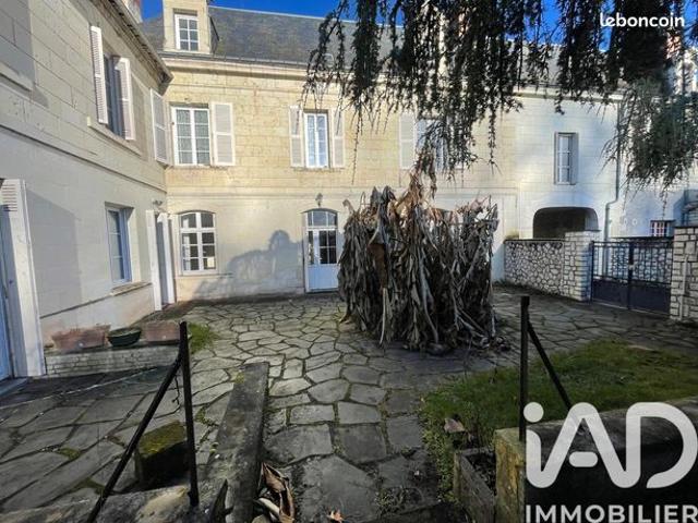 Maison 8 pièces 226 m²