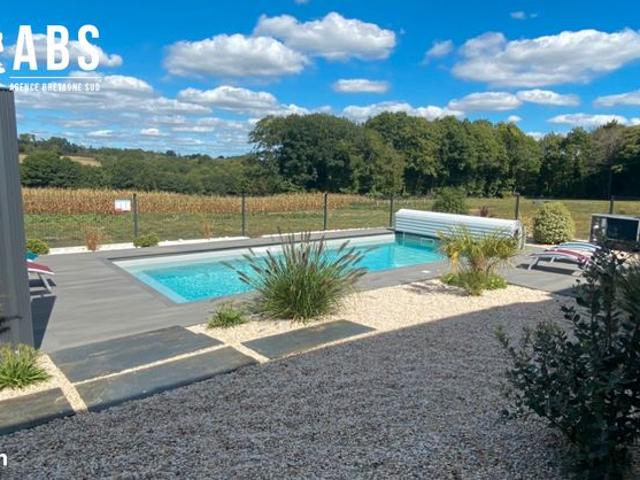 Maison 8 pièces 226 m²