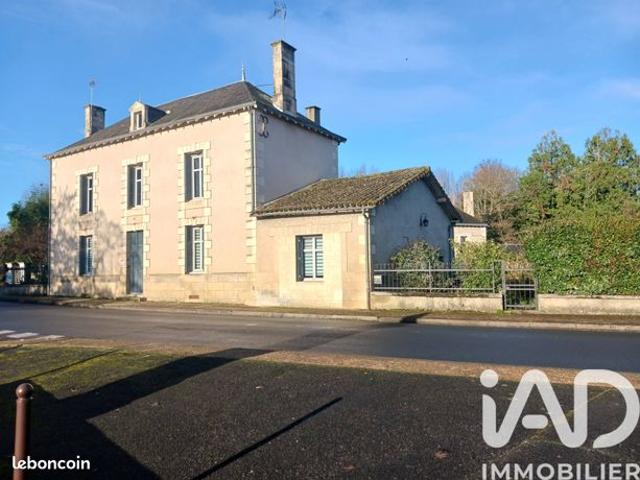 Maison 8 pièces 226 m²