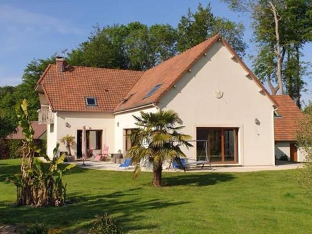Maison 8 pièces 226 m²