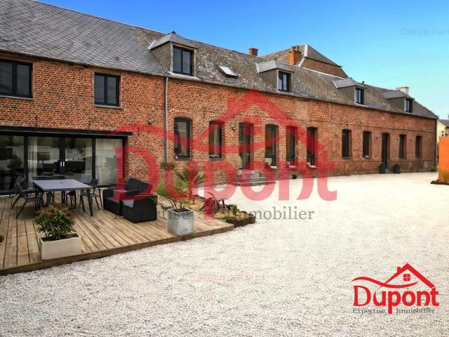Maison 8 pièces 226 m²