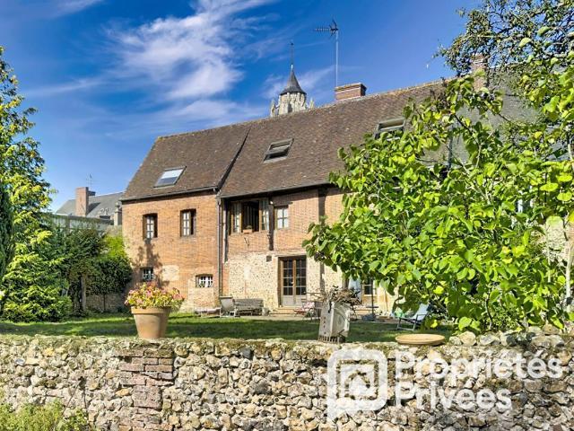 Maison 8 pièces 226 m²