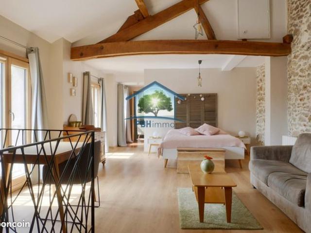 Maison 8 pièces 226 m²