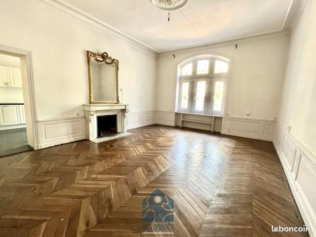 Maison 8 pièces 226 m²