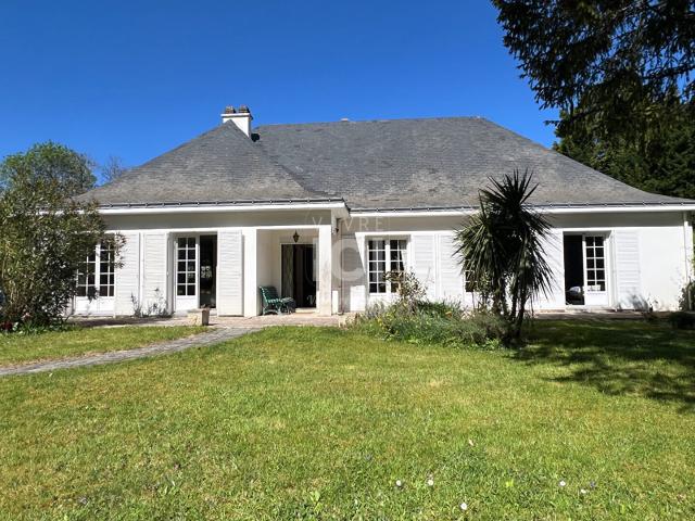 Maison 8 pièces 226 m²