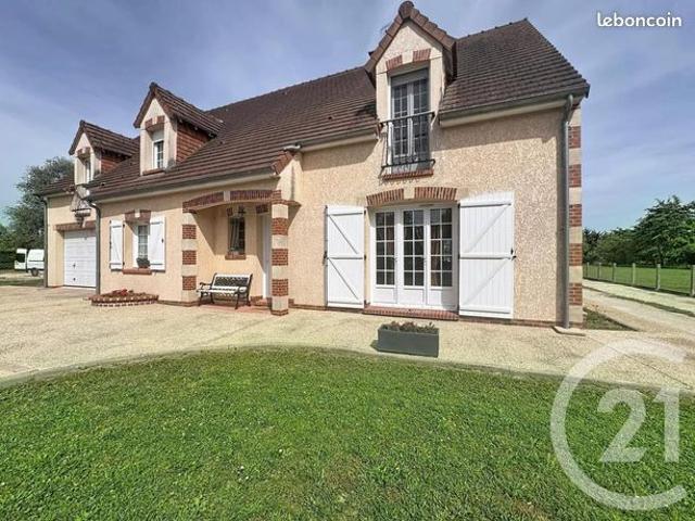 Maison 8 pièces 226 m²