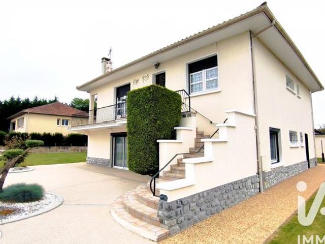 Maison 8 pièces 227 m²