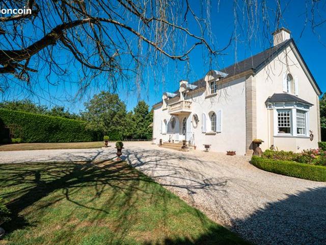 Maison 8 pièces 227 m²