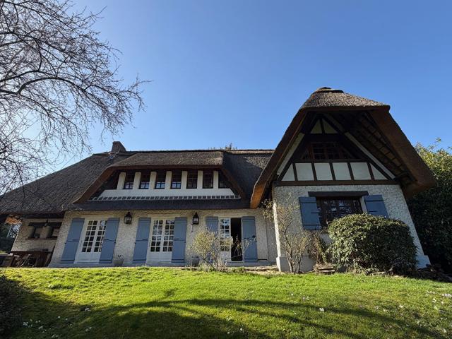 Maison 8 pièces 227 m²