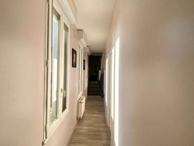 Maison 8 pièces 227 m²