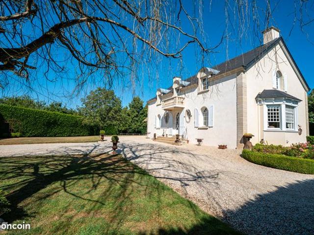 Maison 8 pièces 227 m²