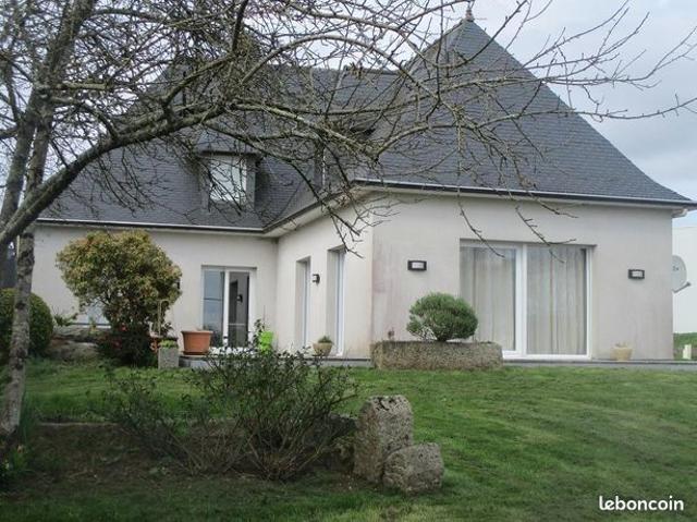 Maison 8 pièces 227 m²
