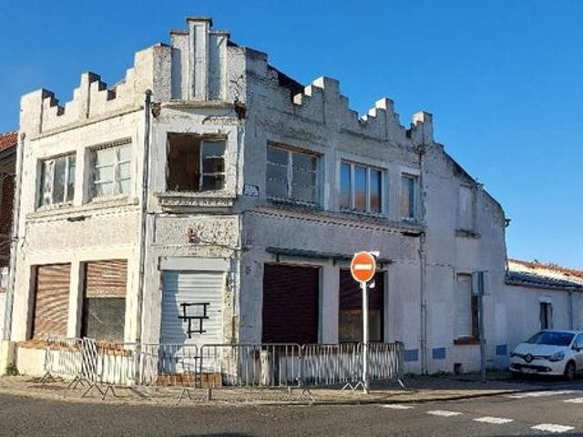 Maison 8 pièces 227 m²