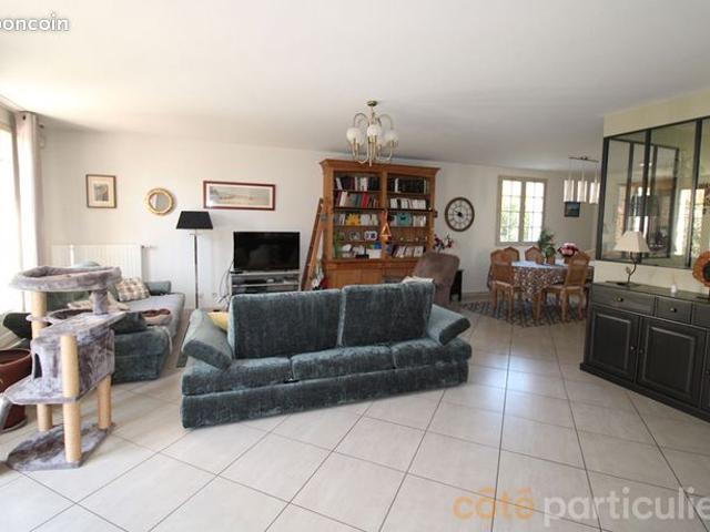 Maison 8 pièces 228 m²