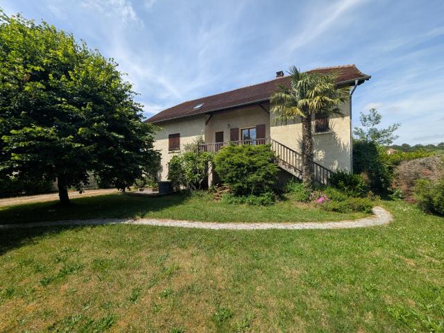 Maison 8 pièces 228 m²