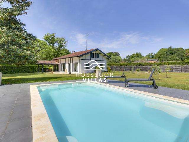Maison 8 pièces 228 m²