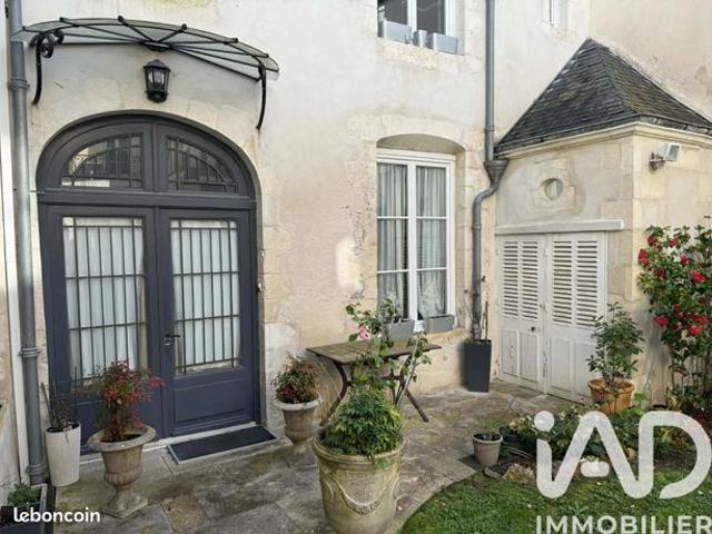 Maison 8 pièces 228 m²