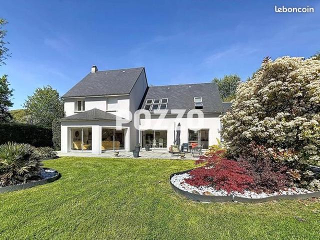 Maison 8 pièces 228 m²