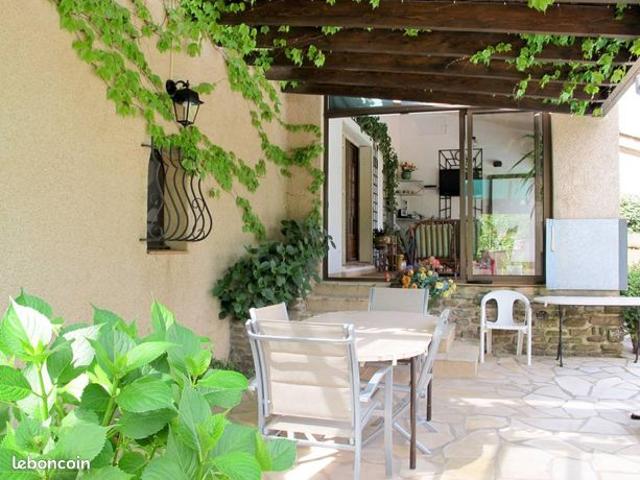 Maison 8 pièces 197 m²