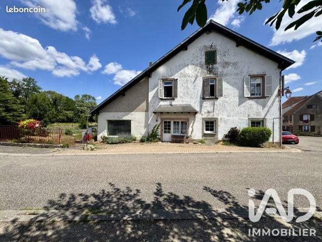 Maison 8 pièces 228 m²