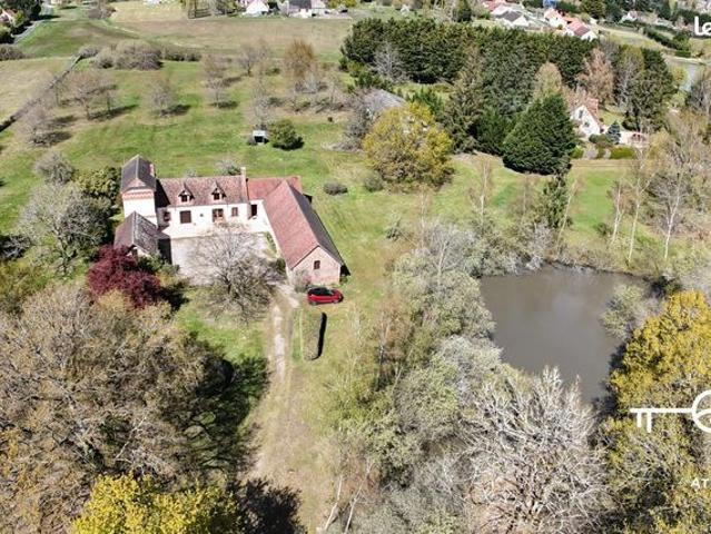Maison 8 pièces 228 m²