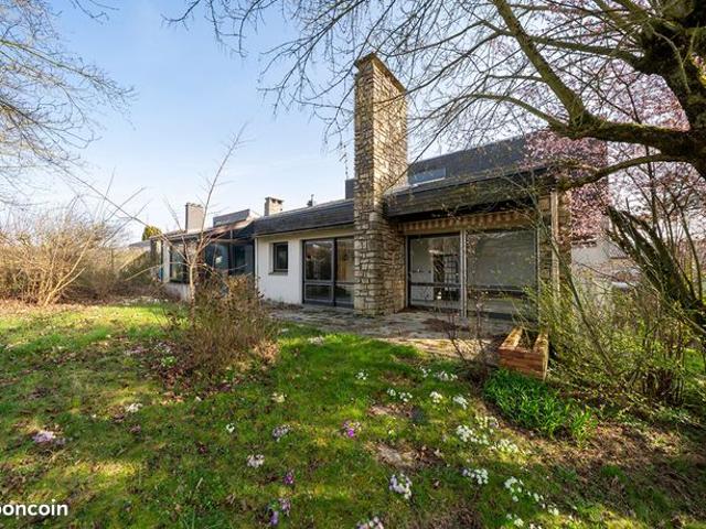 Maison 8 pièces 228 m²