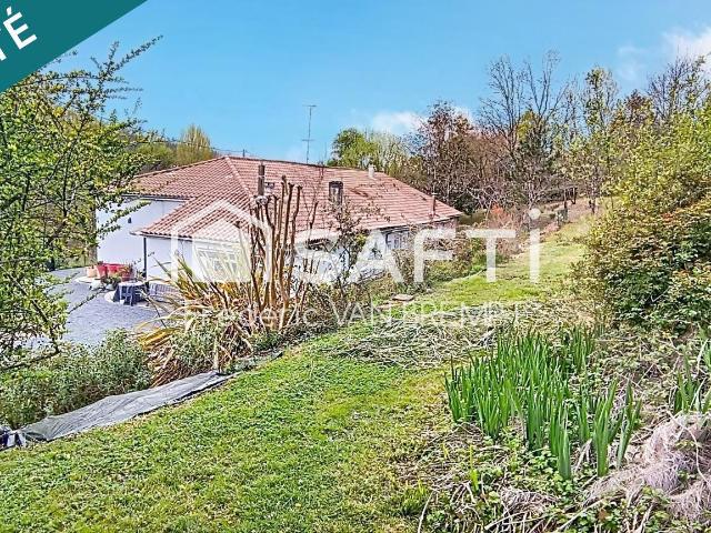 Maison 8 pièces 228 m²