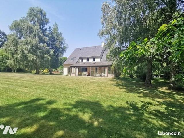 Maison 8 pièces 228 m²