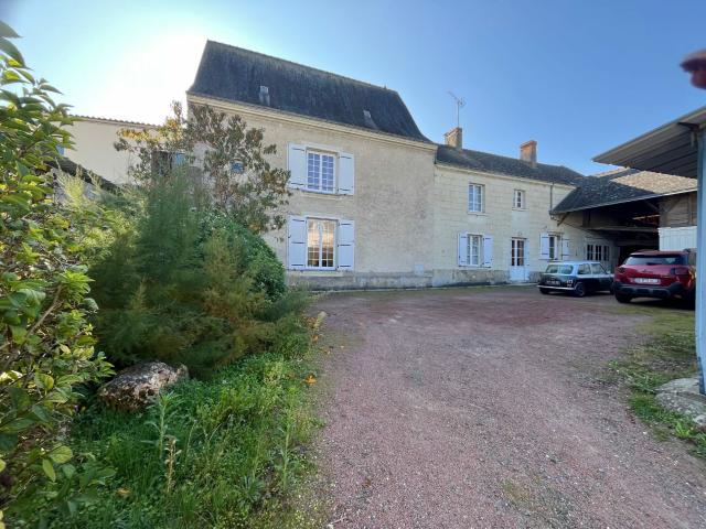 Maison 8 pièces 228 m²