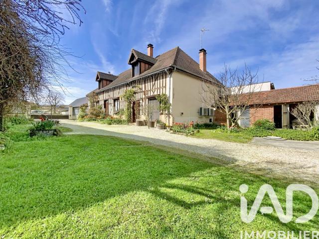 Maison 8 pièces 228 m²