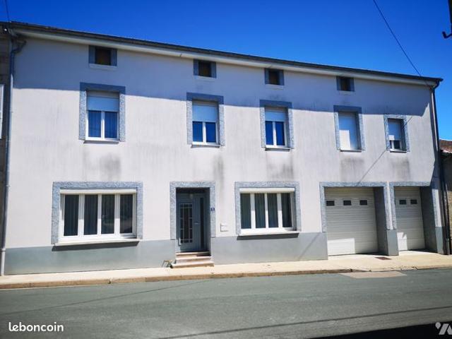 Maison 8 pièces 228 m²