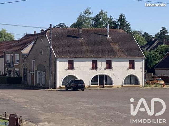 Maison 8 pièces 228 m²