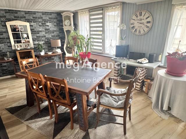 Maison 8 pièces 229 m²