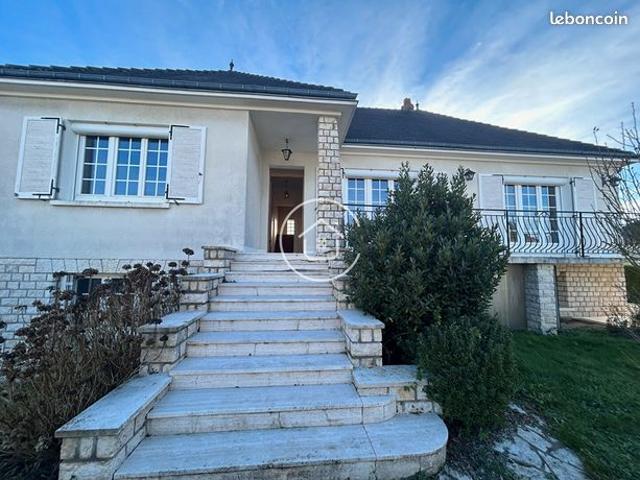 Maison 8 pièces 229 m²