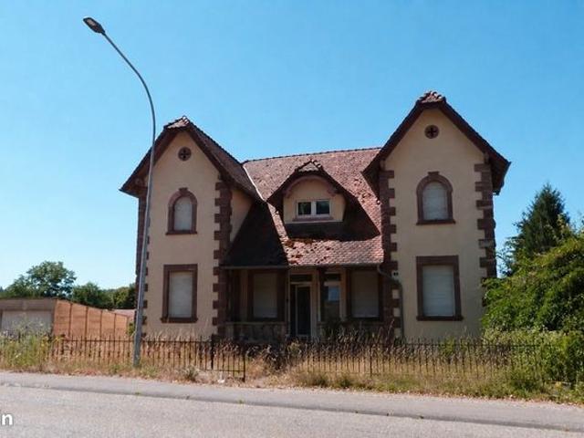 Maison 8 pièces 229 m²