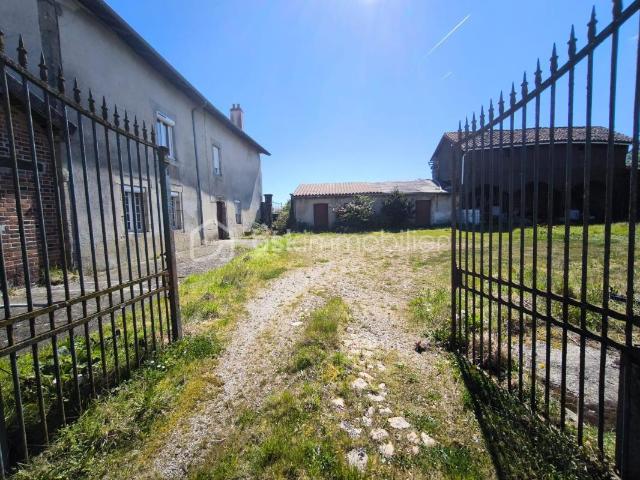 Maison 8 pièces 229 m²