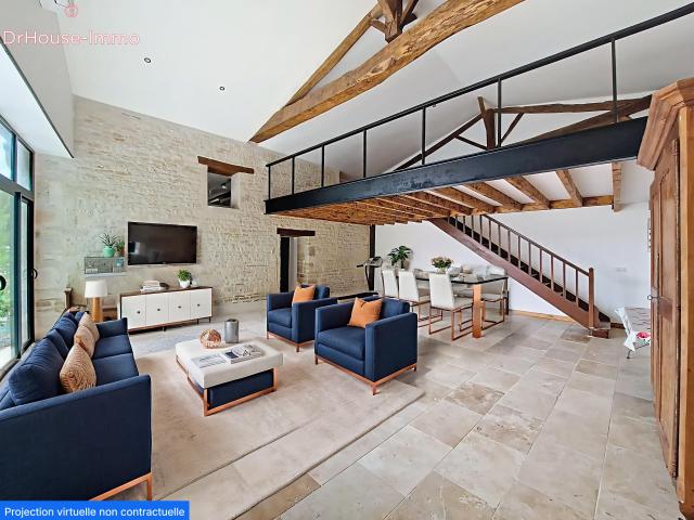 Maison 8 pièces 229 m²