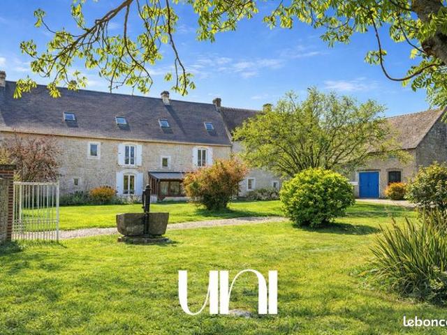 Maison 8 pièces 229 m²