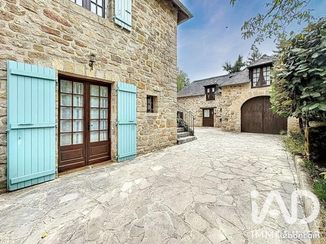 Maison 8 pièces 229 m²