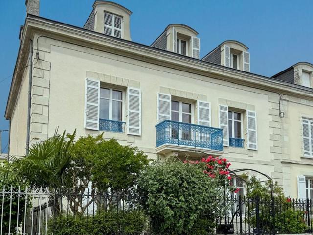 Maison 8 pièces 220 m2 garage