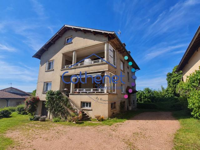 Maison 8 pièces 220 m²