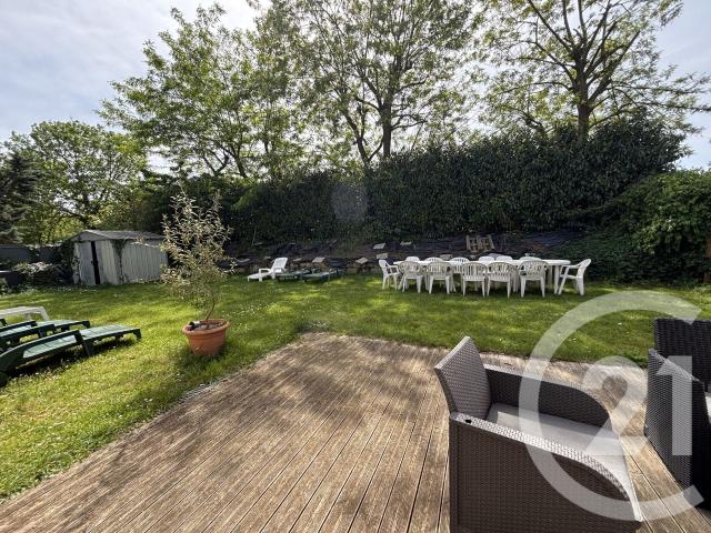 Maison 8 pièces 220 m²