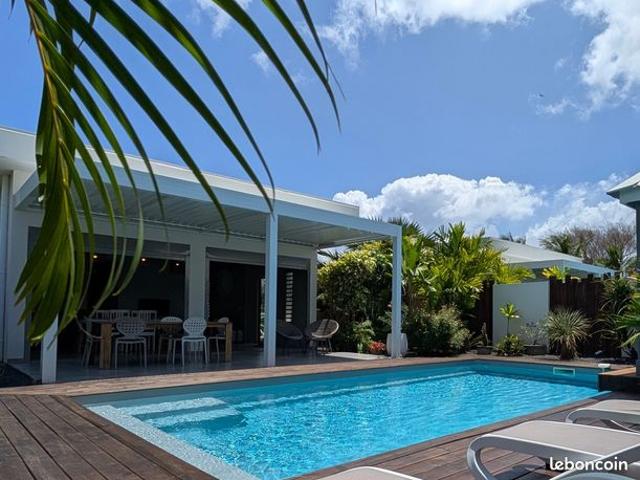 Maison 8 pièces 220 m²