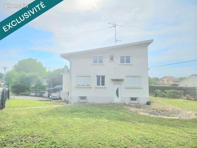 Maison 8 pièces 220 m²