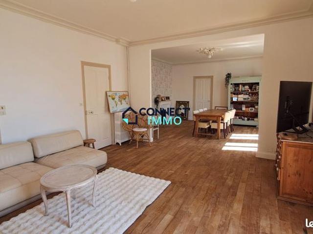 Maison 8 pièces 220 m²