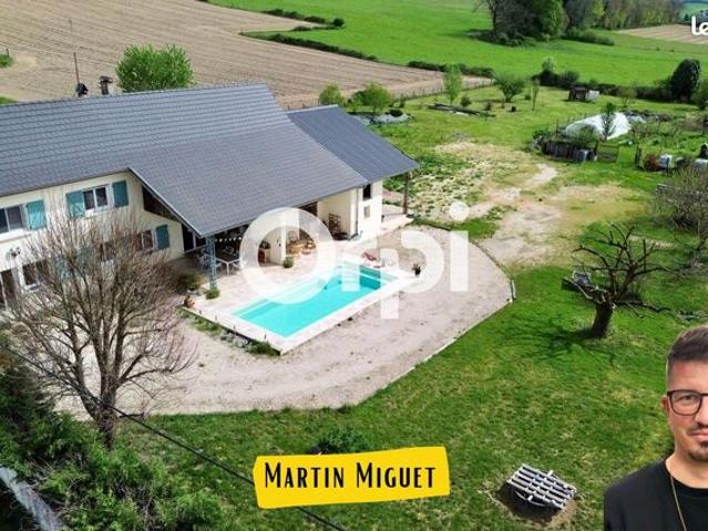 Maison 8 pièces 220 m²