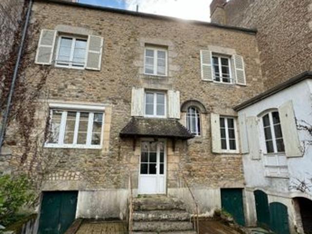 Maison 8 pièces 220 m²