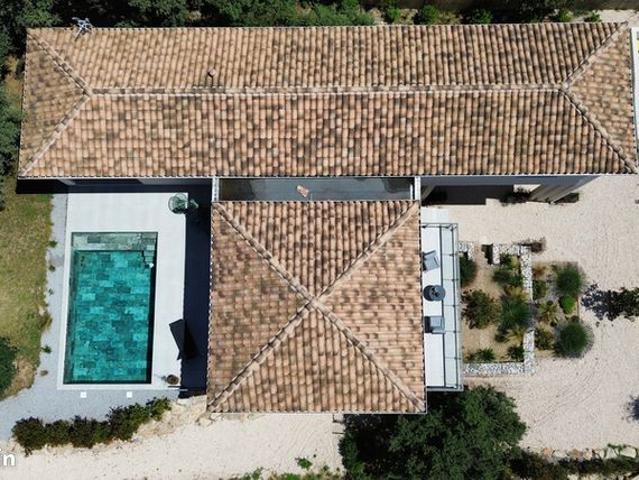Maison 8 pièces 220 m²