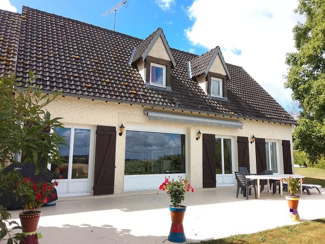 Maison 8 pièces 220 m²