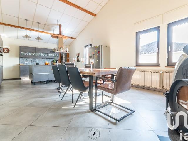 Maison 8 pièces 220 m²